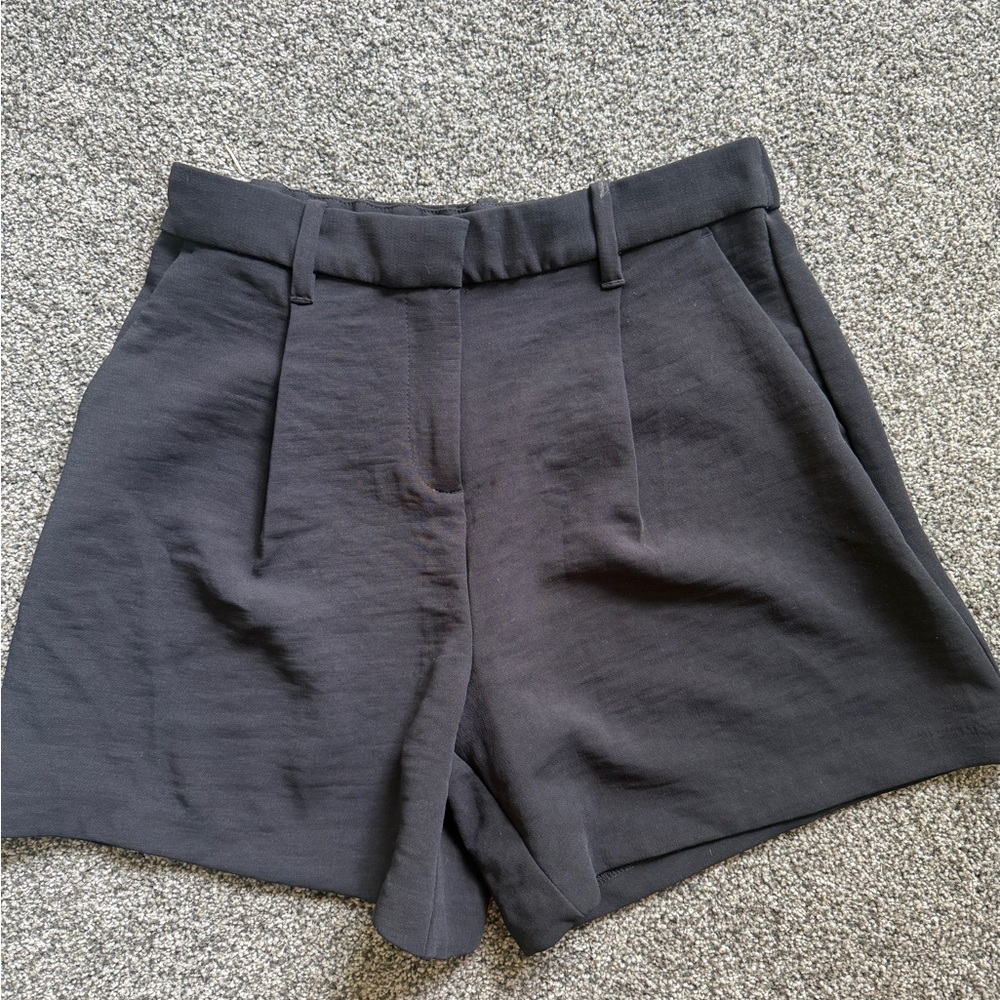 Abercrombie & Fitch Crepe Tailored Shorts
